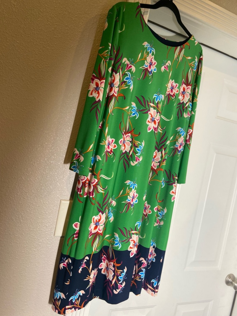 Chico’s~Bold~Block Color~Floral~Shift Dress~3/4 Sleeve~Fully Lined~Size 12 (L)
